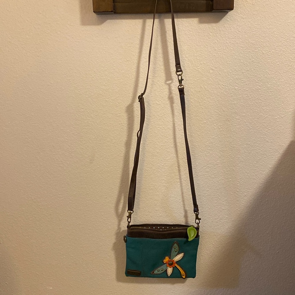 Crossbody dragonfly purse with 4 pockets and 3 slot pockets for driver’s license
